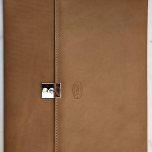 BREE new in box vintage portfolio never used